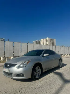 Nissan Altima coupe for sale 2012