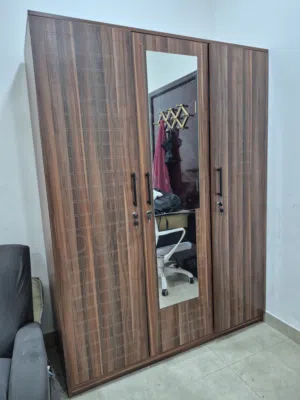 Wardrobe 3 doors