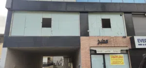 فرصة استثمارية مميزة للبيع أو البدل  محل دوبلكس متعدد الاستخدامات موقع مثالي للمشاريع  دوار الدلة
