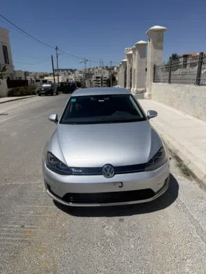 E-golf premium 2016 European specs