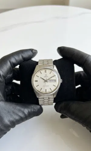 ساعات أصلية Breitling, Omega, Guess, Cerruti 1881, Polo, Timex, Citizen, Esprit, & Bigotti