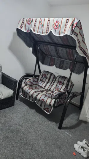 مرجيحه استخدام شهر بيتيه