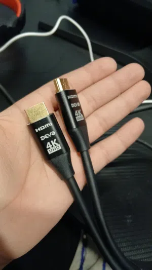 للبيع بلايستيشن 5 العادية معه كفر اسود جميل وستيكر معه يدتين ومعه ستاند ابو مراوح