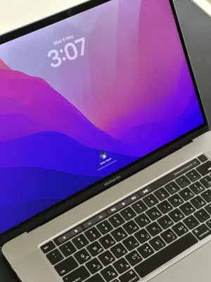 MacBook Pro (16-inch, 2019)