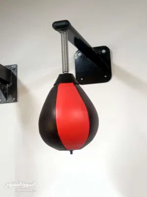 كرات بوكسينغ سريعه تعليق بقاعده خشبيه وبدون قاعده