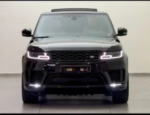 SUV Land Rover in Muscat