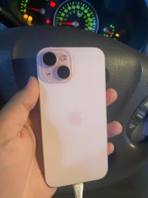 iPhone 15 128GB