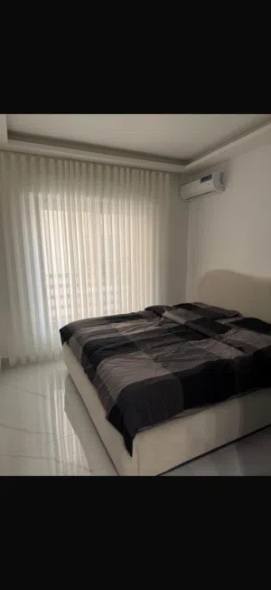 ستوديو مفروش فاخر 2 نوم  موقع مميز  أول ساكن  جاهز فوري قرب الجامعة الأردنية