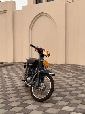 للبيع دراج هوندا 90 CC
