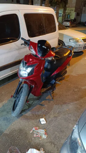 السلام عليكم ورحمه الله وبركاته موطو SYM  صنع تايوان محرك 80cc   ربي يبارك ولع وامشي طول رساله مفتو
