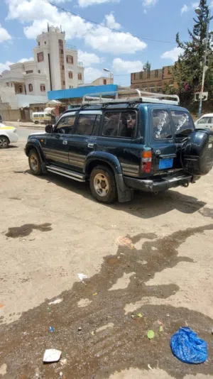 تويوتا لند كروزر موديل 94 نظيف للبيع