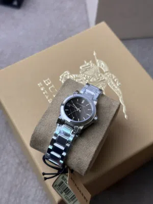 ساعات للبيع اسعار تنافسيه للماركات العالميه .