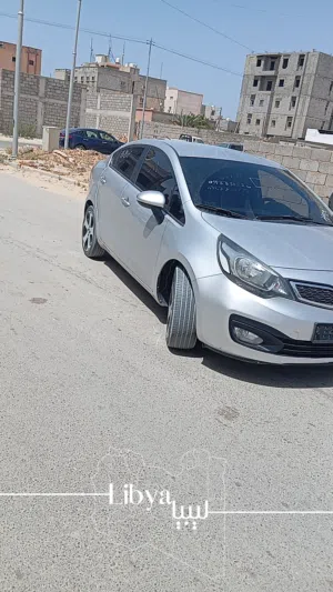 Used Kia Pride in Tripoli
