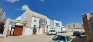 1000 m2 More than 6 bedrooms Villa for Sale in Benghazi Al-Sayeda A'esha
