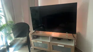 طاولة تلفاز
