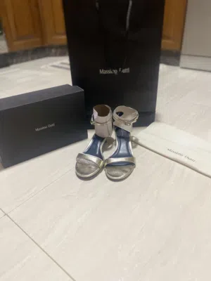 صندل massimo dutti