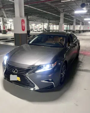 Used Lexus ES in Dhofar