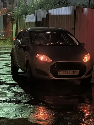 فورد . فييستا . 2013 . مستعمل0