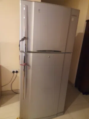 ثلاجة مستعملة للبيع توشيبا