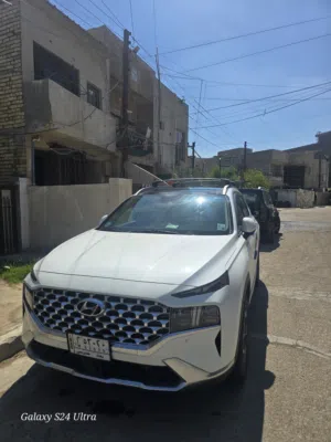 السيارة ما بيها حادث فقط اربع طلقات