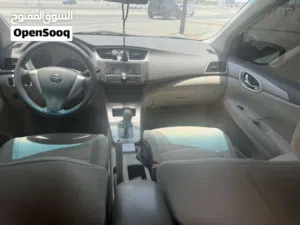 2015 Nissan Tiida Hatchback for Sale in GCC Specs - Excellent Condition, Licensed