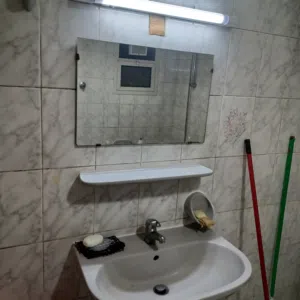 سرير في سكن مشترك