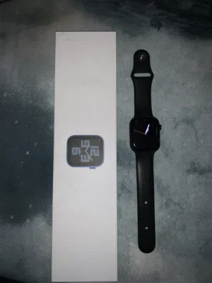 Apple Watch SE generation 2 44mm GPS المكان المريوطيه فيصل