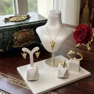 طاقم الغزالة – الأناقة اللي تلمع بيك كوني مختلفة ومميزة مع طاقم الغزالة يوجد خدمه توصيل ليبيا وصف...
