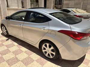 used-hyundai-elantra-in-hebron