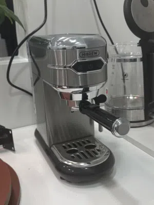 Hibrew h11 مستخدمة بشكل خفيف