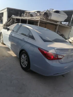 قطع غيار هيونداي سوناتا وارد من 2010 إلى 2014