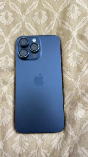 iphone-15-pro-maxمستعمل-حالة-ممتازة