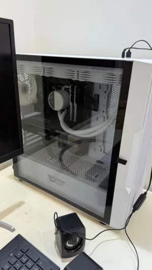 بي سي مستعمل بشكل بسيط للبيع