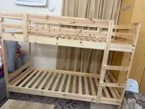 سرير طابقين من إيكيا مستعمل 3 شهور بحالة الجديد حاليا سعره في ايكيا 95 دينار سعر بيعي 25 دينار.
