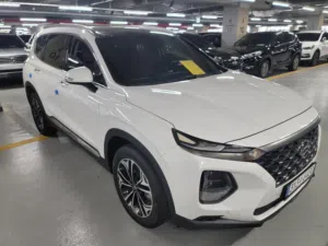 Used Hyundai Santa Fe in Al Riyadh