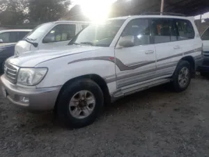 Used Toyota Land Cruiser in Aden