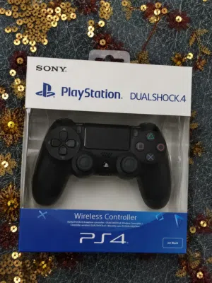 ps4 controler جديد للبيع هاي كوبي انضف حاجه