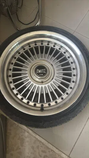 جنط 17 مميز جدا مع كوشوك مستعمل شهر