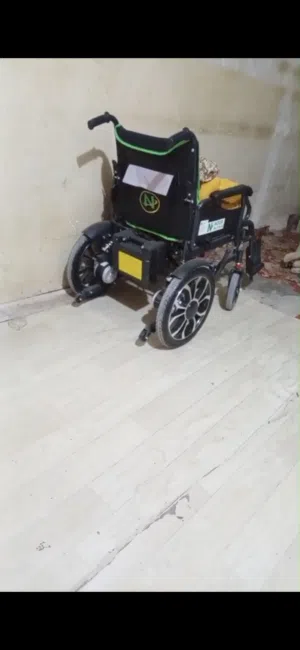 عربانه شحن للمعوقين استعمال يوم واحد فقط . مخصصه للوزن الثقيل وماطور كبير . 5 سرعات وشحن طويل