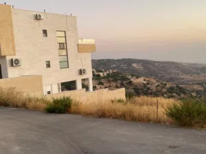 residential-land-for-sale-in-amman-mahes