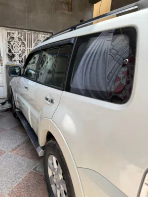Used Mitsubishi Pajero in Basra