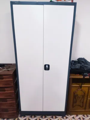 لوكر حديد نضيف جداً