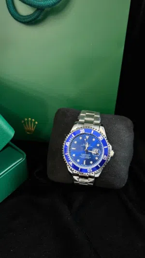 ساعات كارتير درجة أولى بطارية