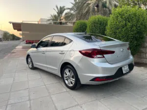 Used Hyundai Elantra in Hawally