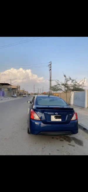 نيسان فيرسا