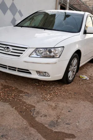 سوناتا خليجي 2099 داخل بيجي وصاج بدون فتحة محرك 2400  رقم نجف بارد ربع جاملغ خلفي وصبغ شبرين فوق باب