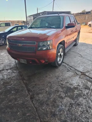 Used Chevrolet Avalanche in Tripoli