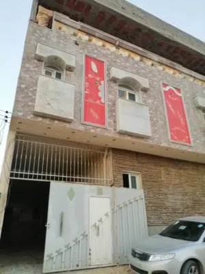 شقة في عين زارة خلة النور نص تشطيب للبيع بالقرب من مسجد الهدايا