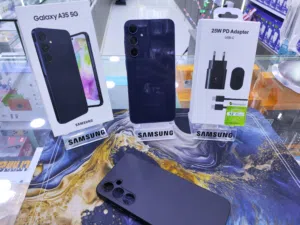 جهاز وكالة اخو الجديد SAMSUNG A35 جيجا 128 و  256 رام 16 معه بكج هدية متوفر توصيل