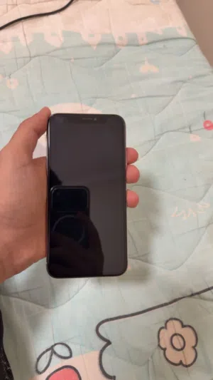 Apple iPhone XS 64 GB in Al Batinah